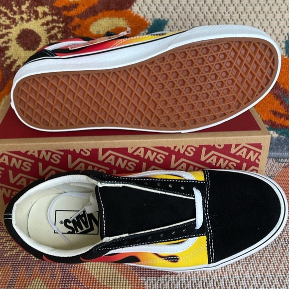 Vans Men’s Old Skool
(Flame) Black/Black/True White 
VN0A38G1PHN
Sneakers - Picture 16 of 16